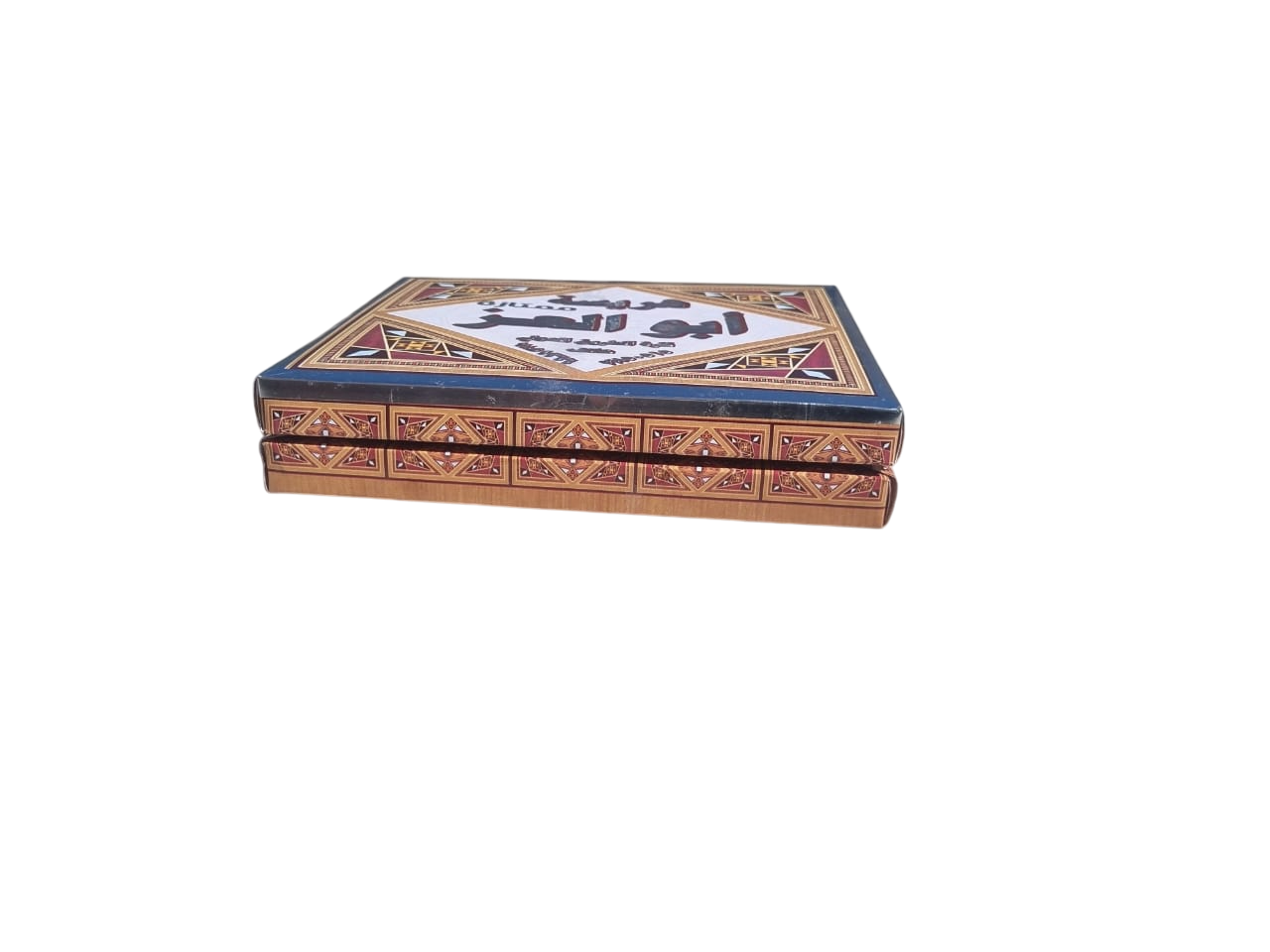 علبة بأبعاد 29×14×4 سم قاعدة وغطا مع صحن قصدير بالداخل