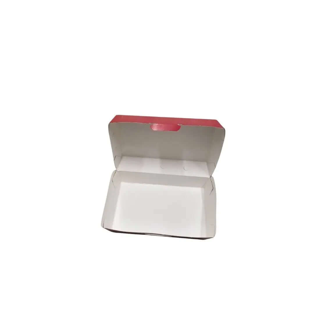 مواصفات البوكس:
الأبعاد الطول 21 سم العرض 12 سم الارتفاع 7.5 سم
طباعة بتصميم العميل
الطباعة:
تتم الطباعة حسب طلب العميل، طباعة خارجية بألوان وتصميم العميل، أو طباعة خارجية وداخلية مما يجعل البوكس أجمل
السولوفان:
السولوفان هو طبقة نايلون عازلة تفيد في 1- يمنح المتانة للعلبة
2- يعزل الزيوت والسوائل عن الورق
3- يمنع الطباعة من الاختلاط بالمواد الغذائية
لكم حرية الاختيار بإضافة سولوفان خارجي فقط أم داخلي فقط أم على الجانبين داخلي وخارجي
البوكس في الصور ذو طباعة من الخارج مع سولوفان من الداخل
ملاحظة:
لا يمكن