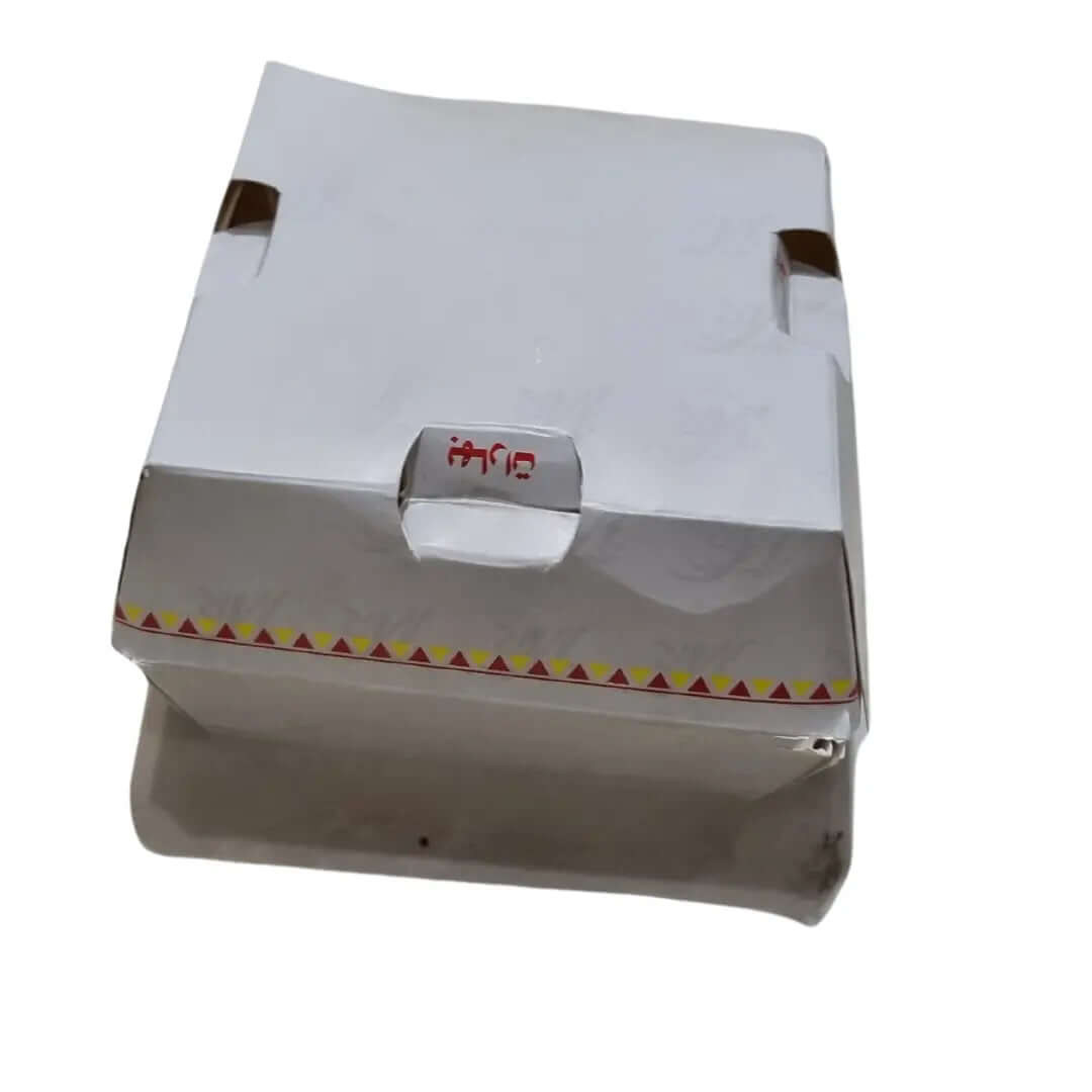 بوكس وجبة ربع بروست، علبة دجاج مقلي جوانح ناغيت طباعة بشعار العميل
يتسع لوجبة ربع بروست وما يقابلها من المقليات الأخرى
مزودة بعازل داخلي (سولوفان) لمقاومة الحرارة والزيوت
فتحات تهوية متعددة من مختلف جوانب البوكس