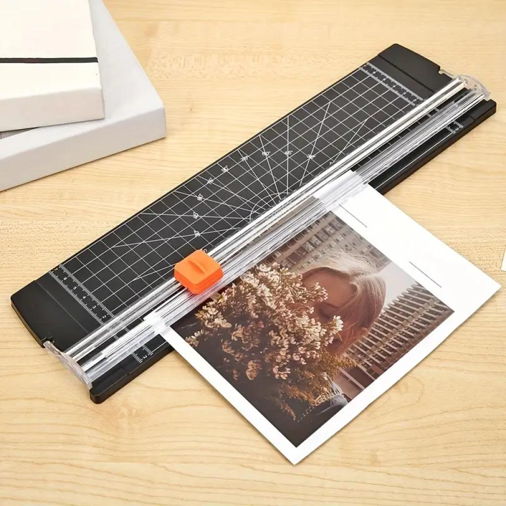 Paper cutting blade - safe and easy to use — product image 2