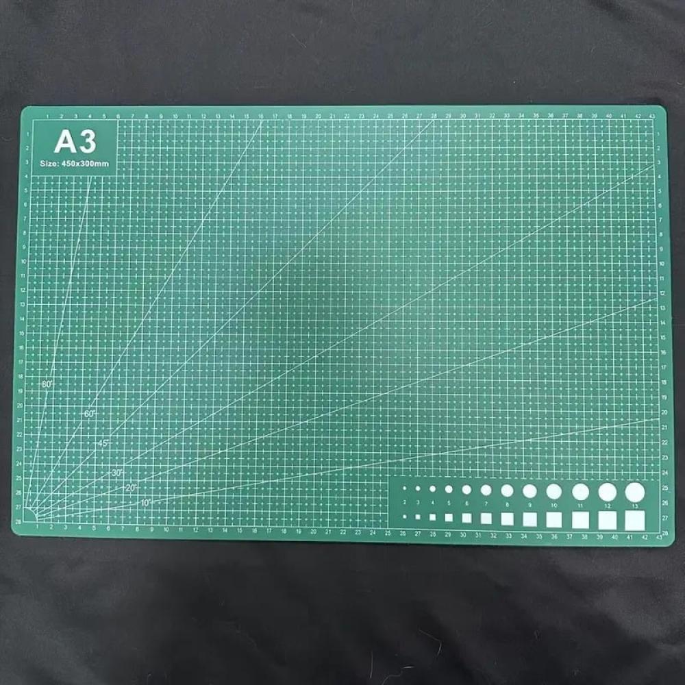 Green A3 vinyl cutting board — product image 5