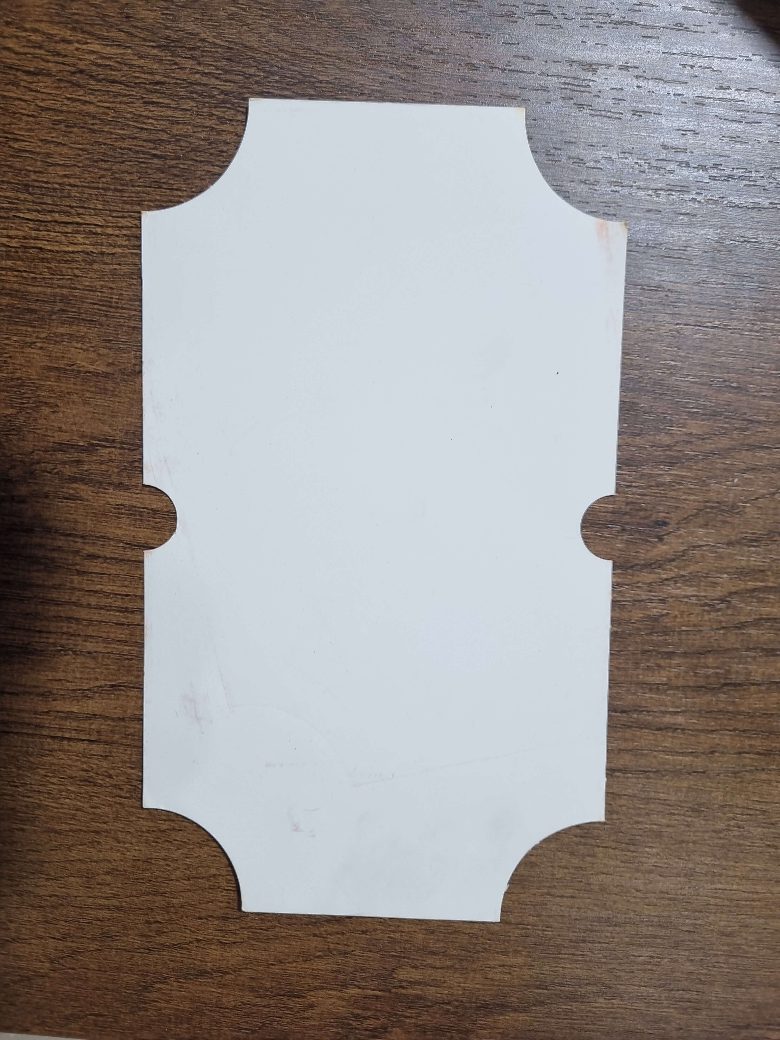 غطا نصف بروست بأبعاد 24.2×14.2 سم، طباعة بتصميم العميل