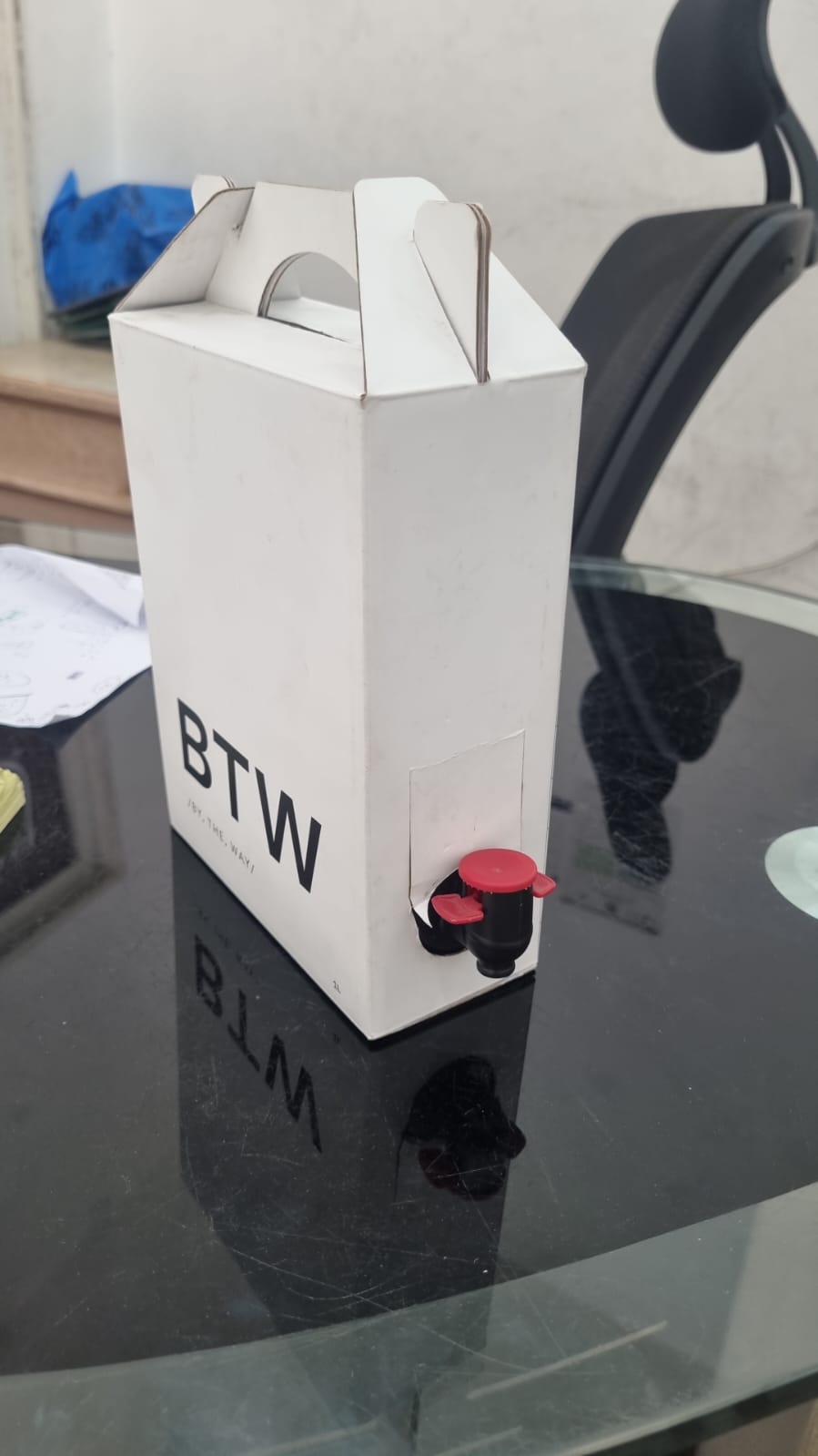 Custom Branded Bag-in-Box Cardboard Packaging with Plastic Dispensing Tap