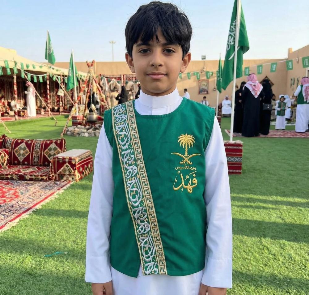 Boys' plain royal green robe with luxurious silver Arabic calligraphy — product image 1