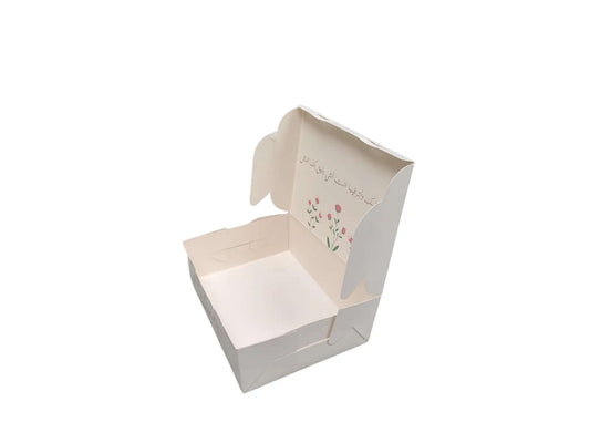 بوكس ورقي من الورق المبيض 
الأبعاد29×21×9 سم 
طباعة الشعار والتصميم من الخارج والداخل 
مشمع (سولوفان) من الخارج 
ممكن تكون الطباعة خارجية فقط وممكن بدون مشمع حسب طلب العميل  ينخفض السعر بالتأكيد
