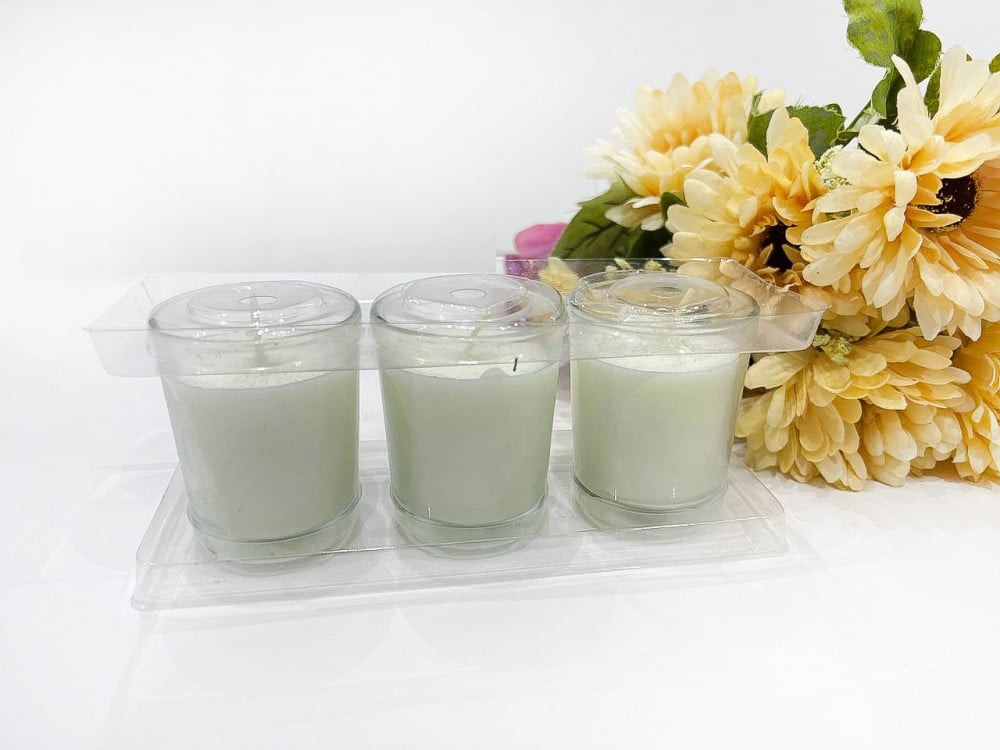 White Scented Candles in Plain Gift Box - 3pcs — product image 2
